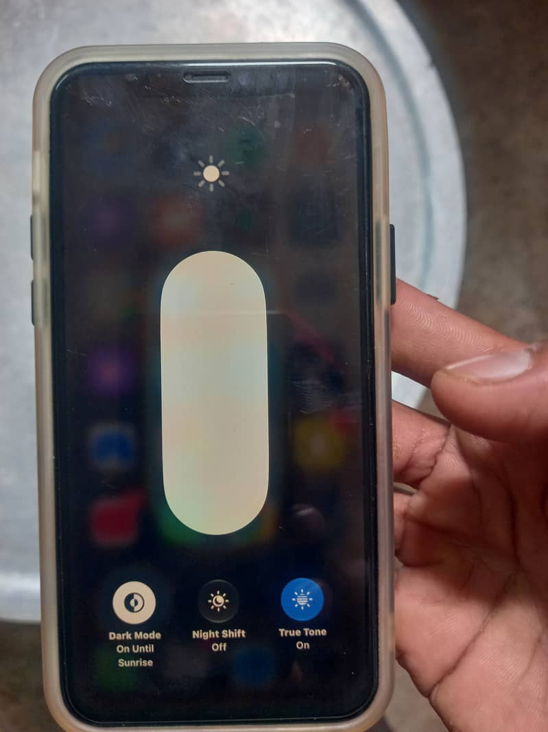 Apple iPhone 11 Pro 4