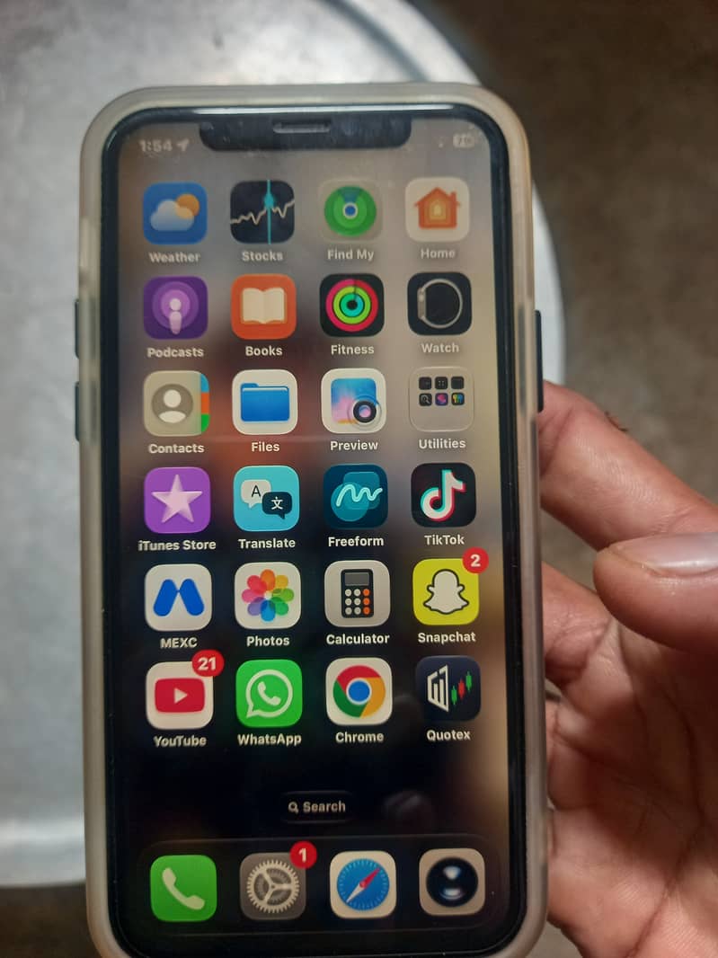 Apple iPhone 11 Pro 6