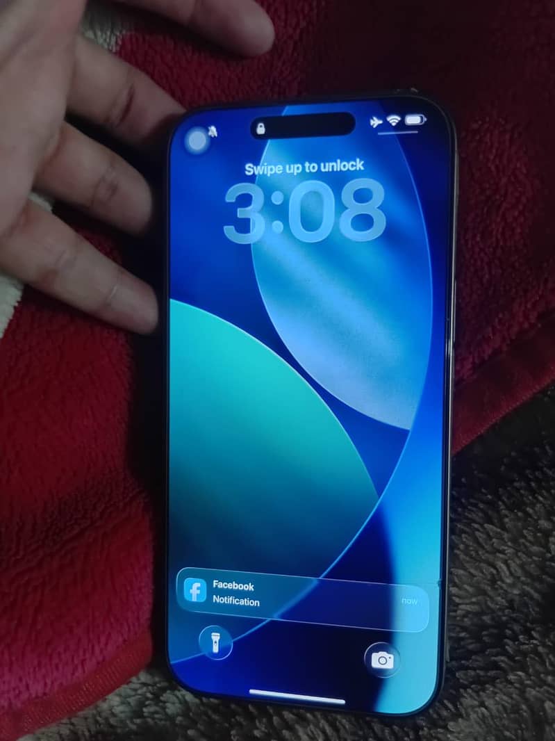 Apple iPhone 16 Pro Max 1