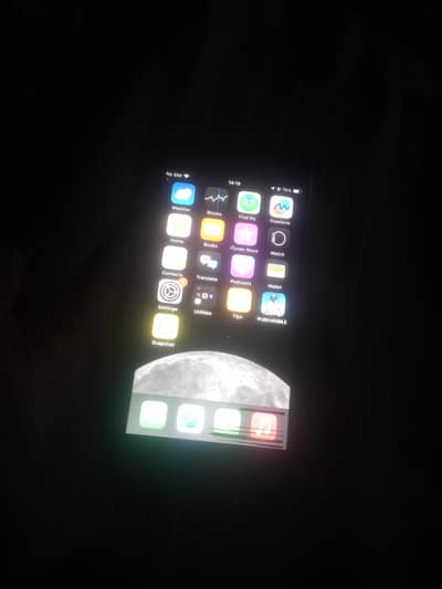 Apple iPhone SE