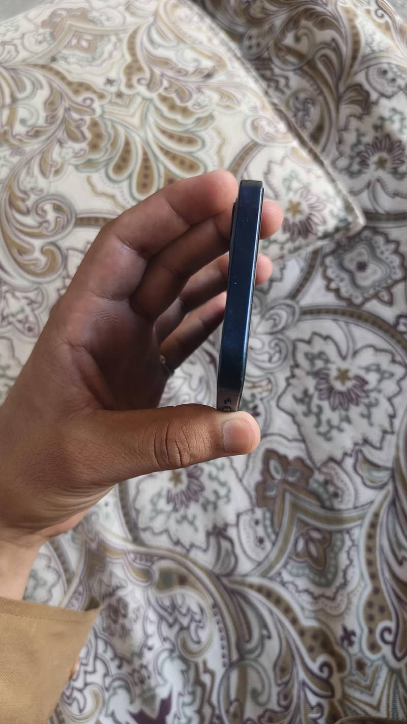 iphone 12 2