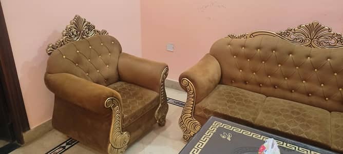 Brwon Colour 6-Seater Sofa set With Table