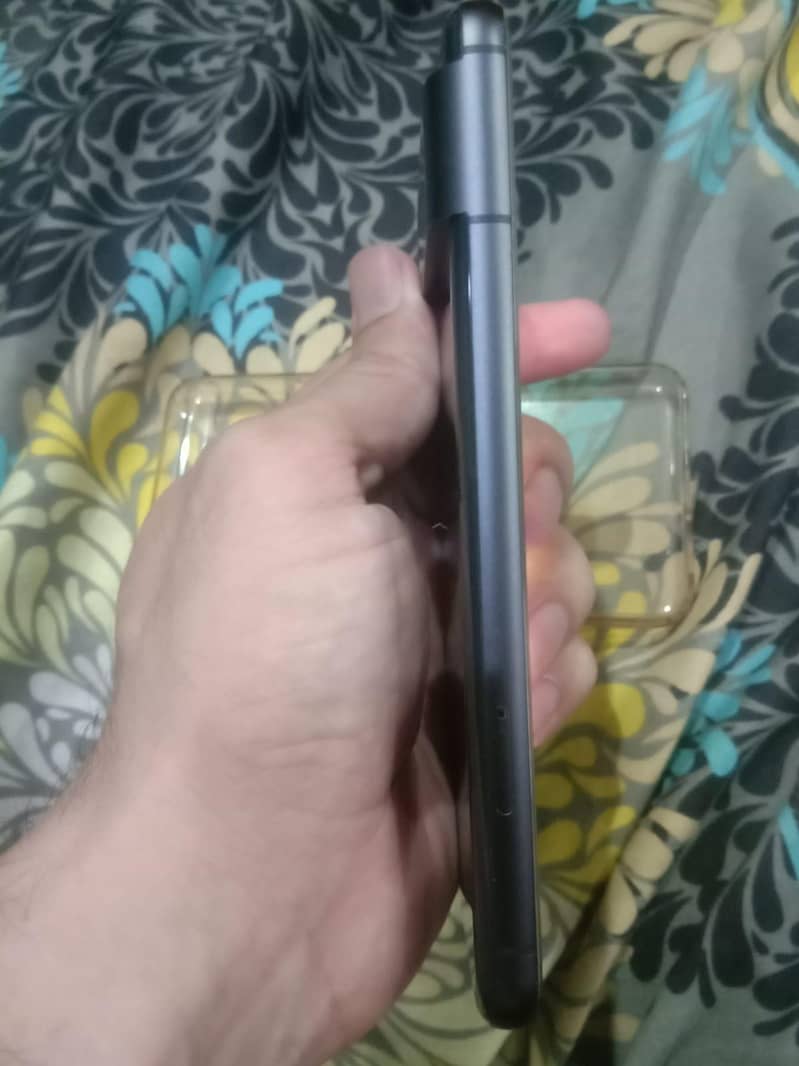 Google Pixel 8 5