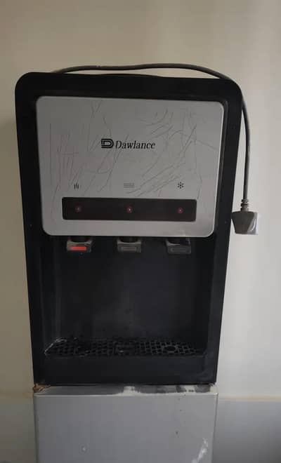 Dawlance water dispenser