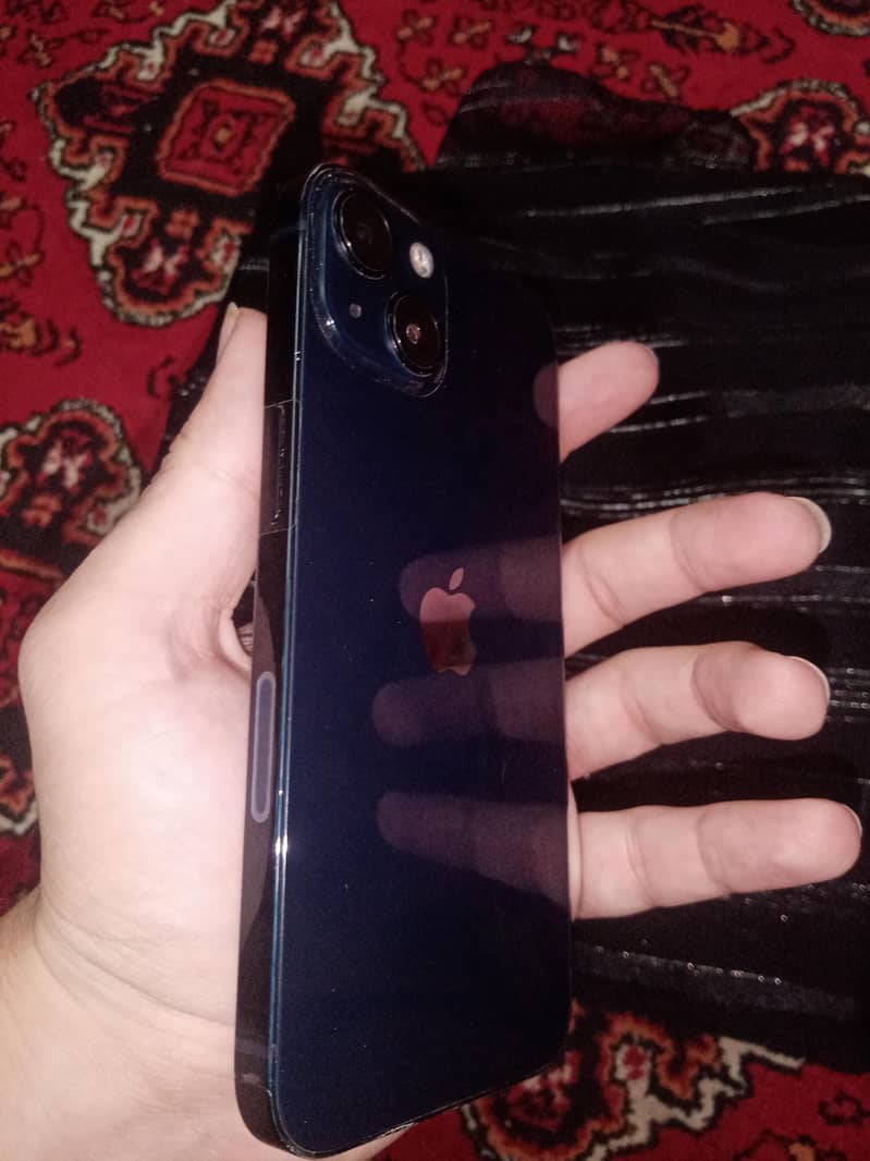 Apple iPhone 13 1