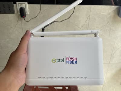 Ptcl Flash Fiber Router