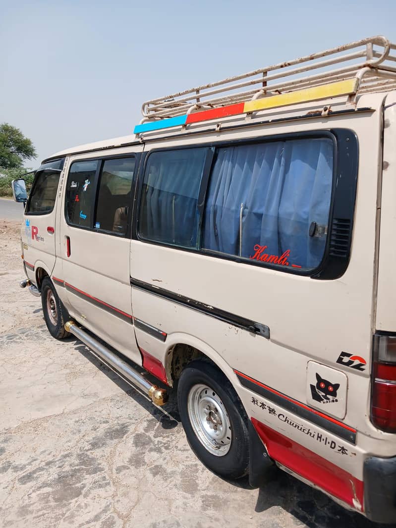 hiace 5