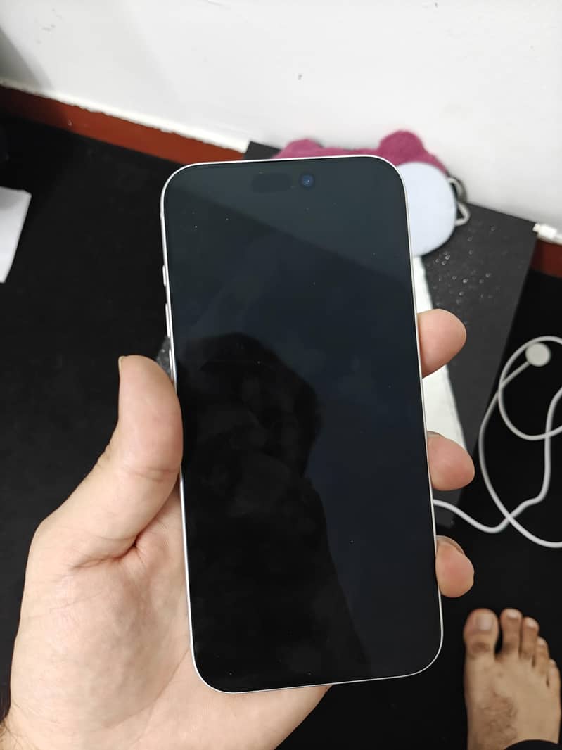Apple iPhone 17 Pro Max 5