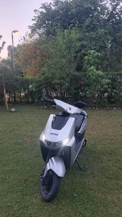 Metro T9 EV Scooty for Sale –