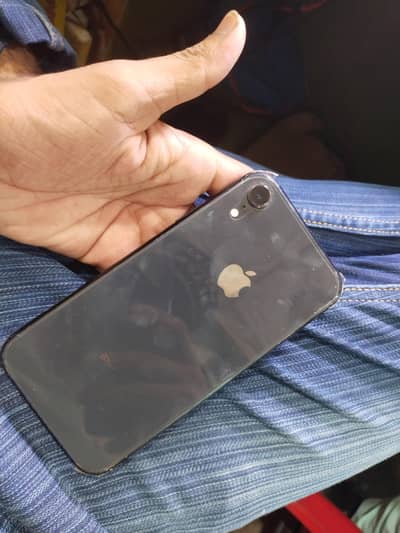 Apple iPhone XR