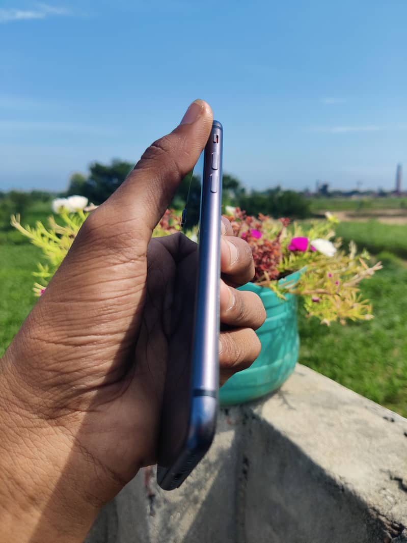 iPhone 8 bypass 4