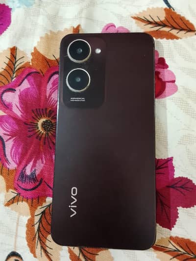 Vivo Y18