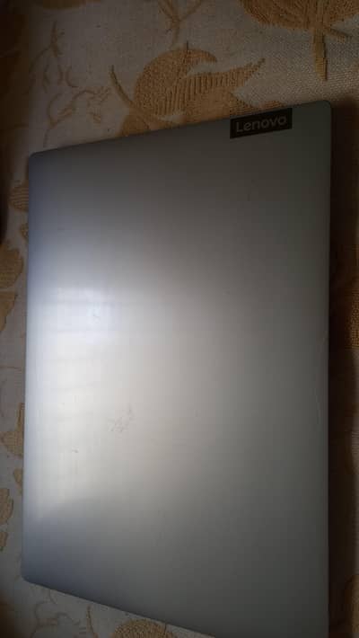 Lenovo i5 8th Gen 8gb ram ddr4