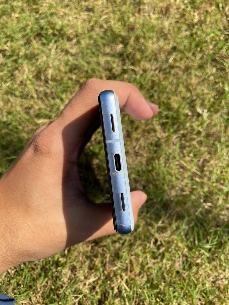 Google Pixel 7a 2