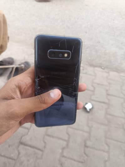 Samsung Mobile S10e