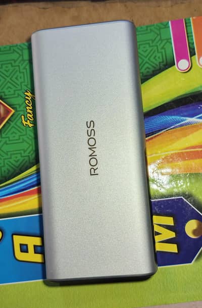 ROMOSS ADAPTIVE FASTEST CHARGING 130WATT 20000MAH POWERBANK 15000RS