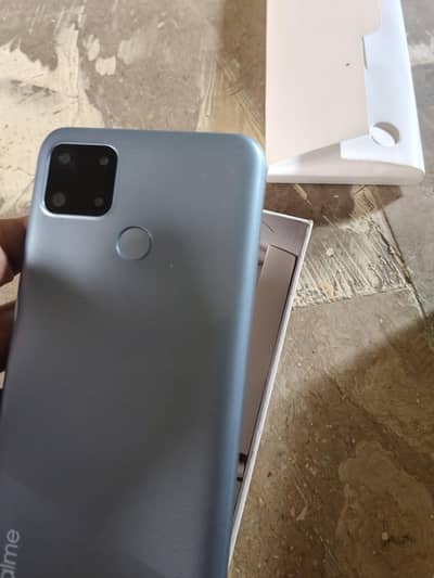 Realme C12