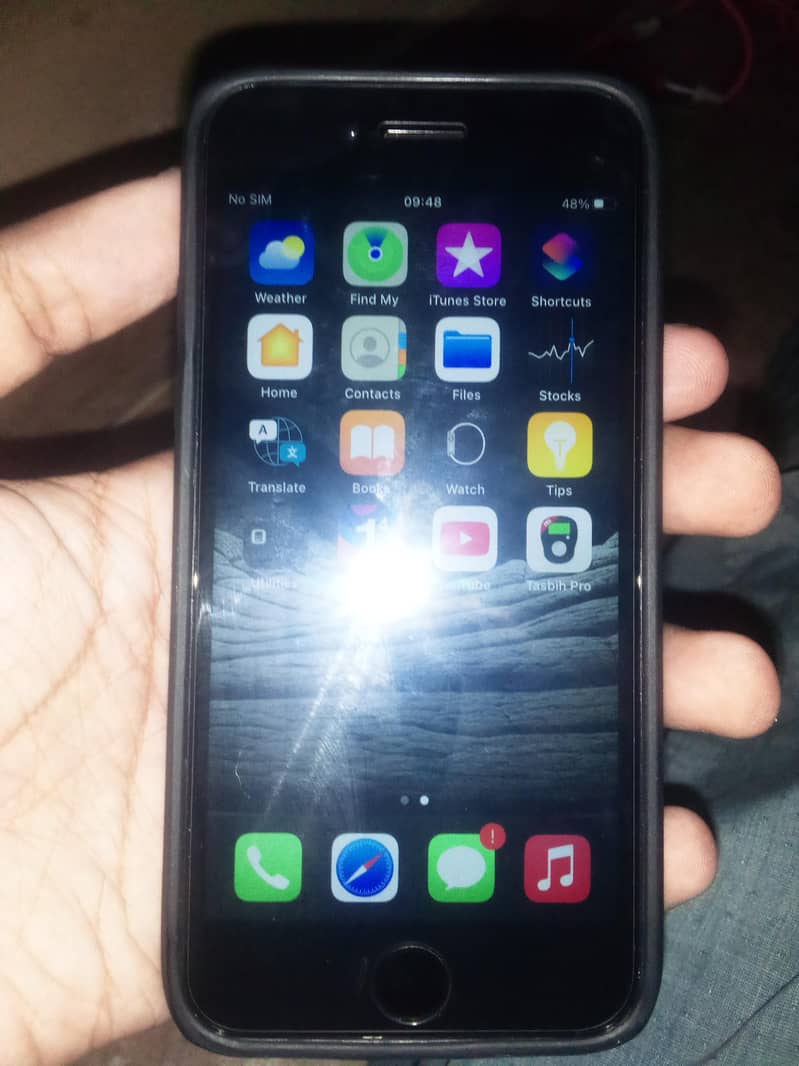 Apple iPhone 7 2