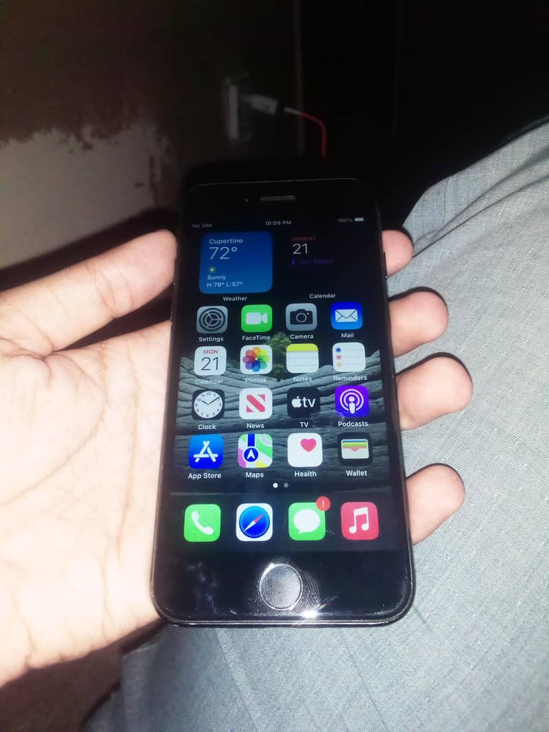 Apple iPhone 7 3