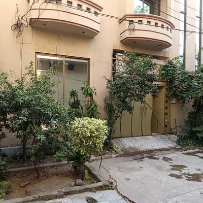 5 marlas double storeys solid and beautiful house for sale