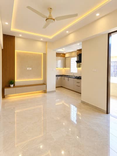 3 bed Lounge for Sale Corner in Karachi University Society Scheme 33