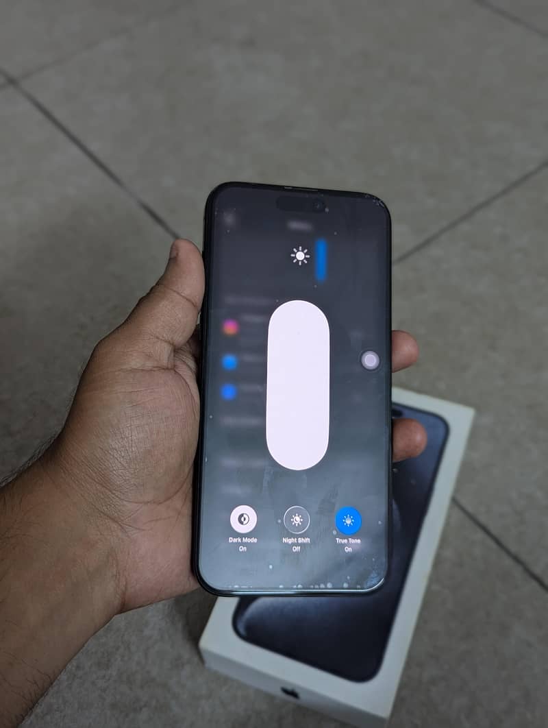 Apple iPhone 15 Pro Max 8