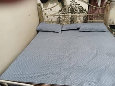 king size bed