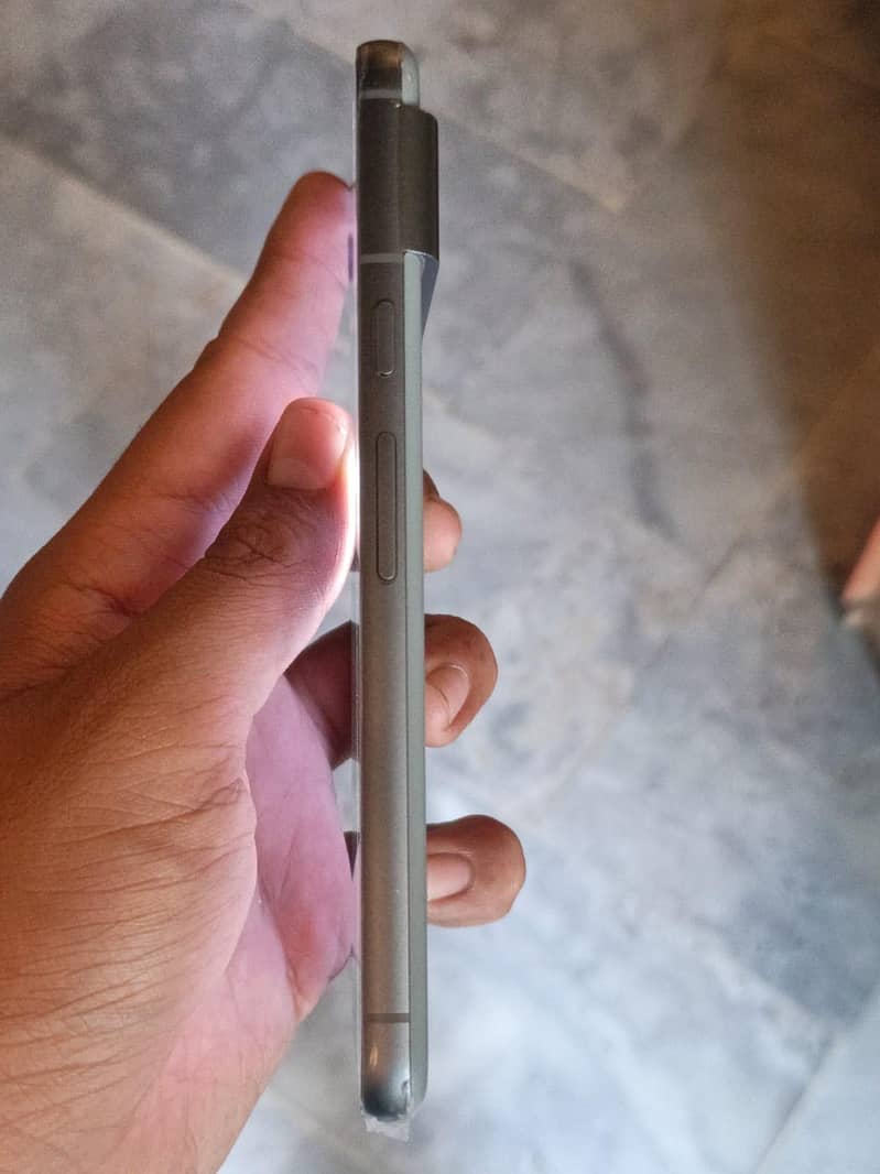 Google Pixel 8 3