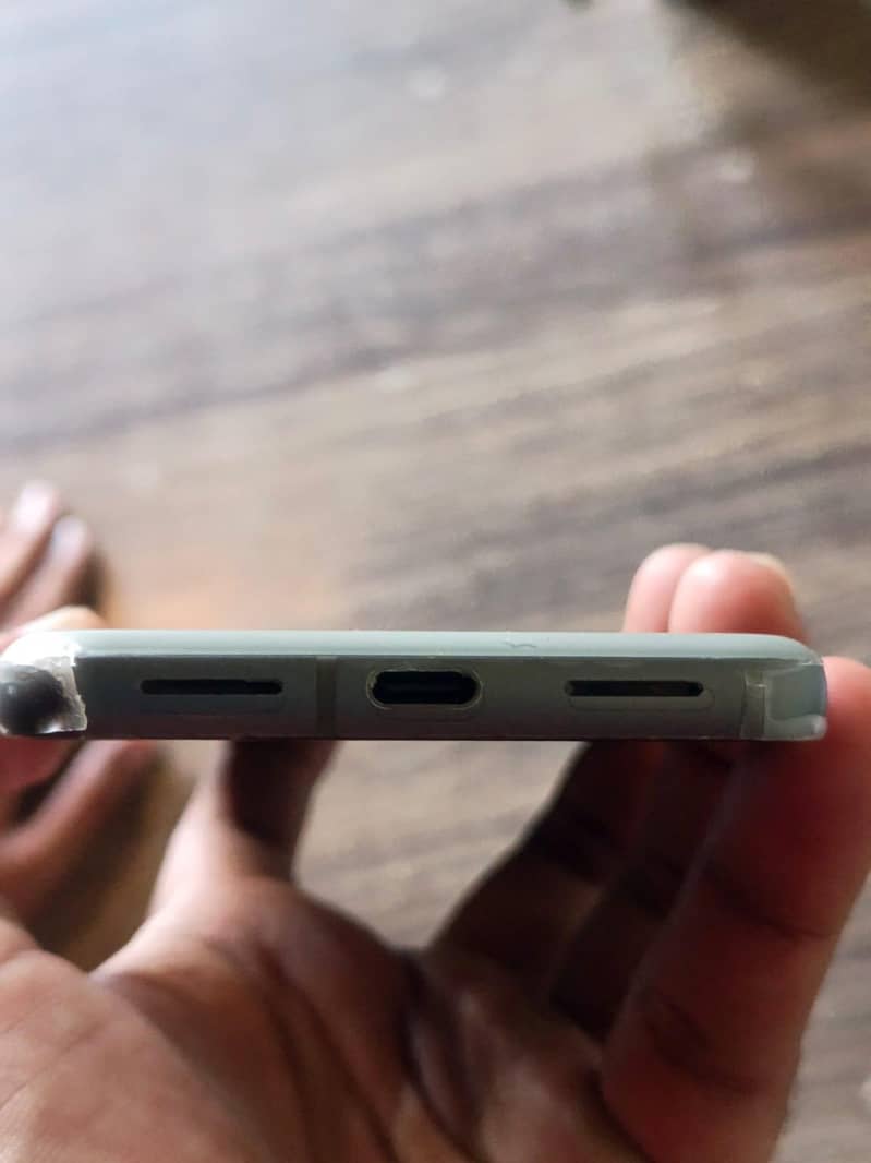 Google Pixel 8 5