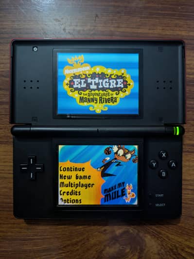 Nintendo DS Lite - Red and Black (w 1 game)