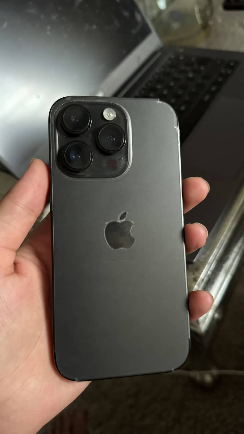 Apple iPhone 14 Pro 0