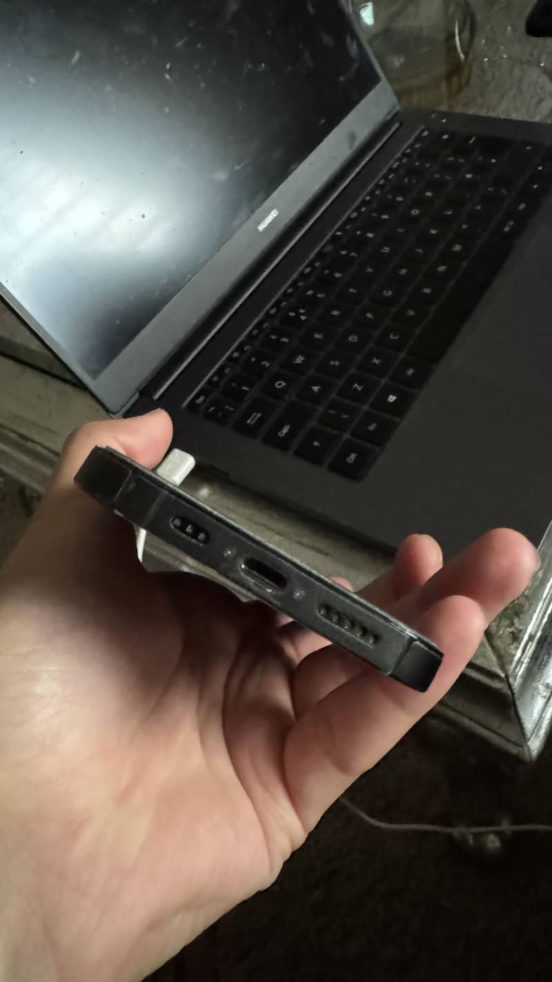 Apple iPhone 14 Pro 3