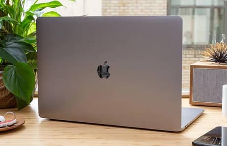 MacBook Pro 2017 15-inch | 16 GB RAM , 256 GB SSD | 2 GB Graphic Card|