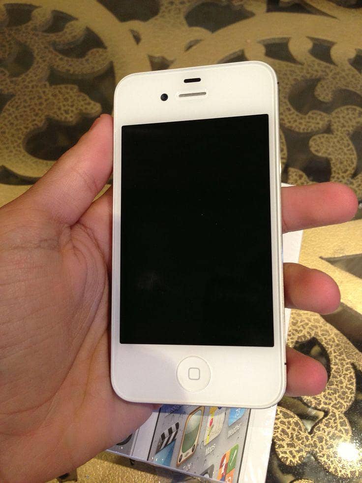 Apple iPhone 4s 5