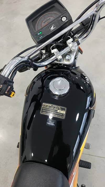 Honda CD 70 2025 Model.