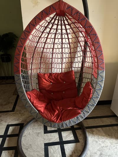 Egg swing