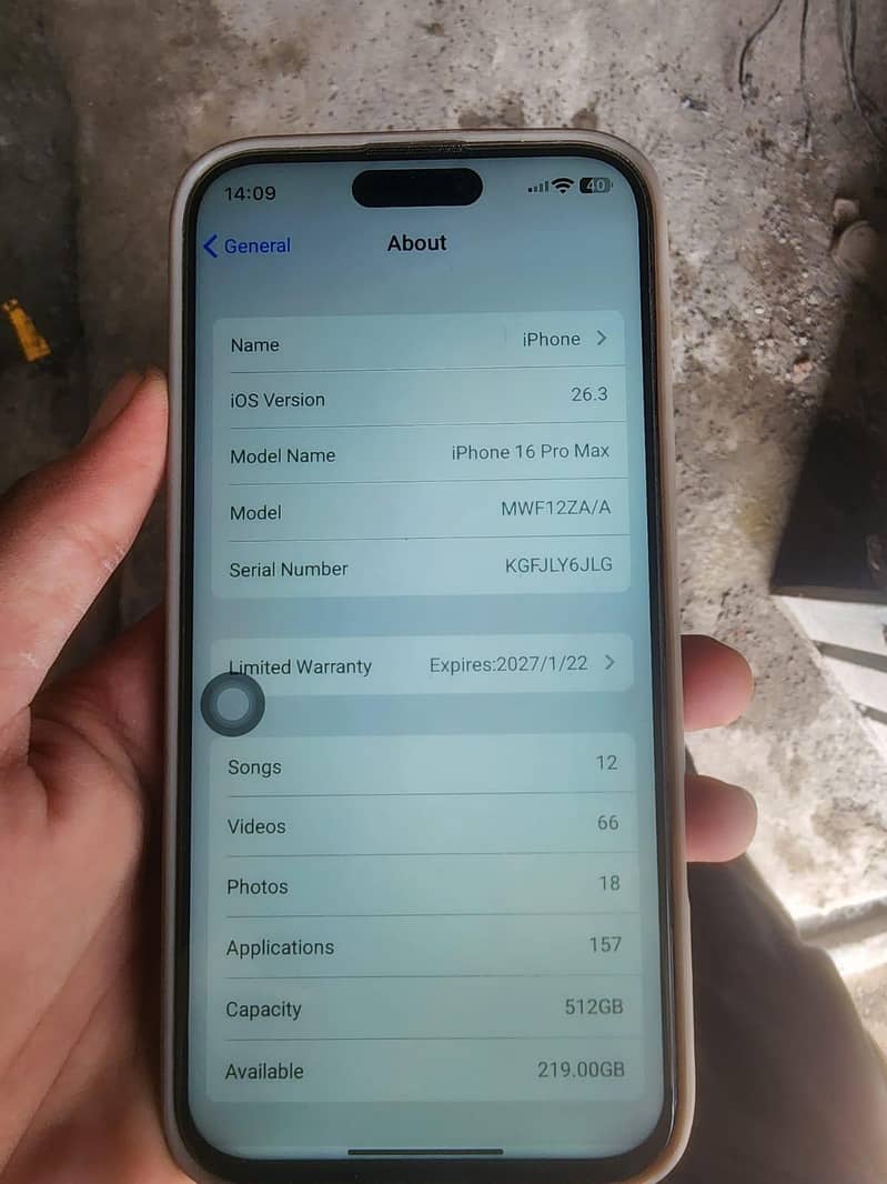 iphone 16 pro max 3