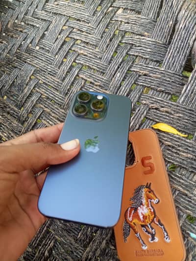 Apple iPhone 15 Pro