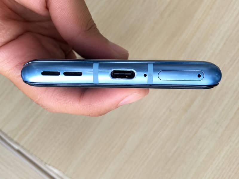 One Plus 9R 1