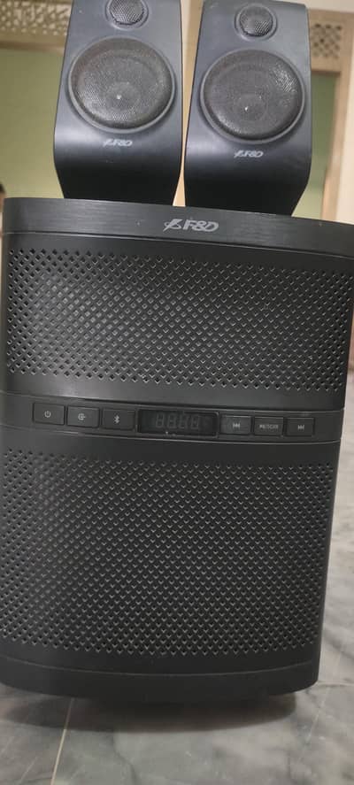 Bluetooth speaker F580x