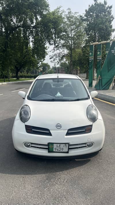 Nissan March 2003