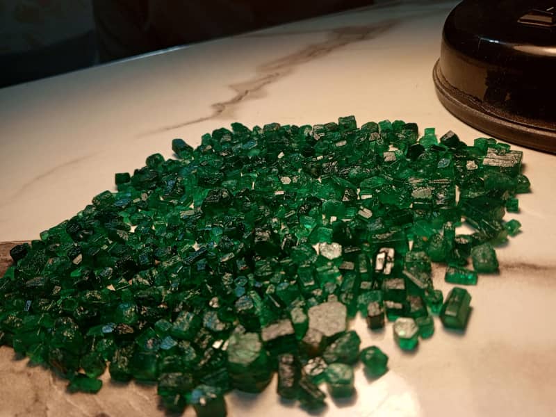 swat Emerald 1
