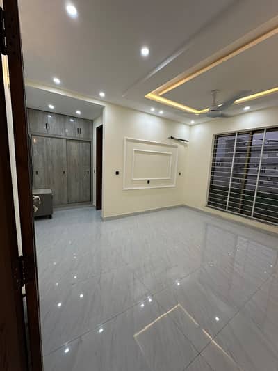 10 Marla 1st Floor Available For Rent Jubilee Town
