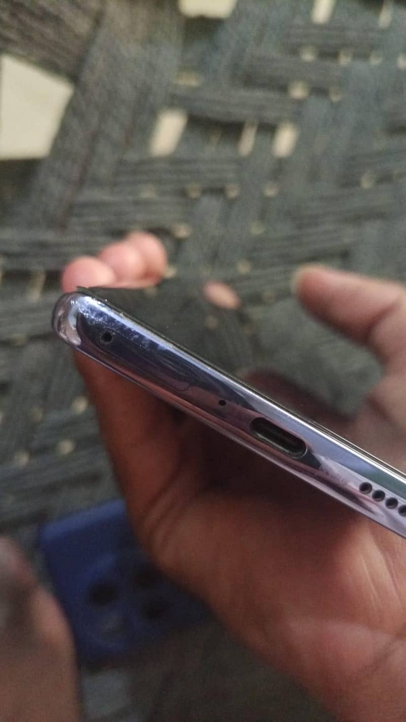 Tecno CAMON 30S 1