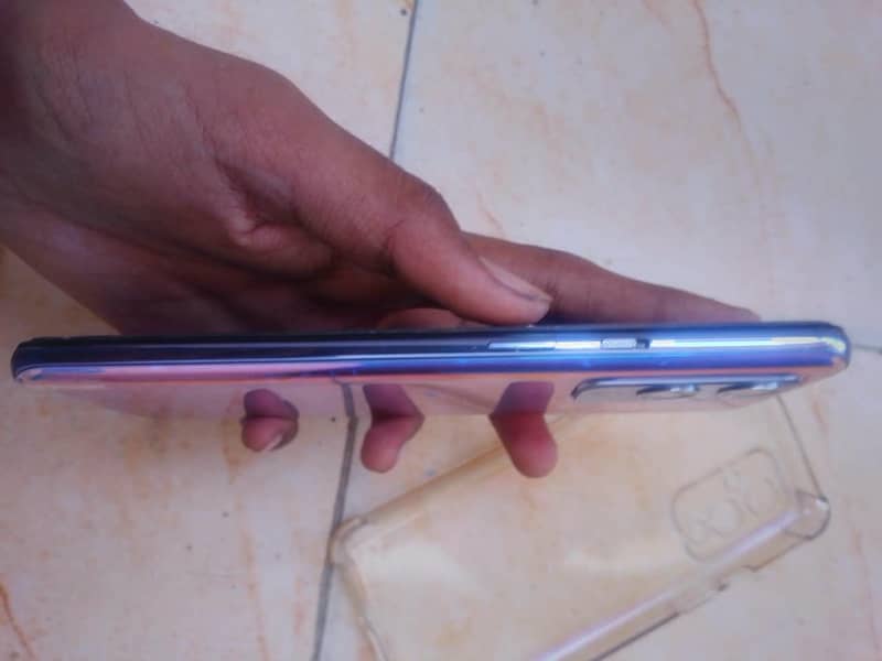 OnePlus 9 7