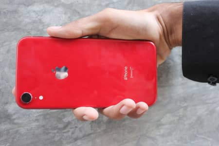 iPhone XR 64GB Red | 9/10 Condition | Non-PTA | Face ID OK