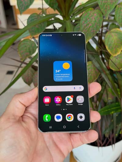 Samsung Mobile S22 Plus