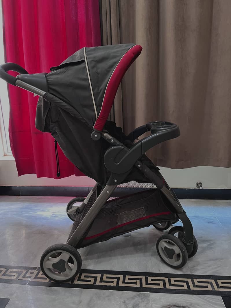 Graco baby stroller 1