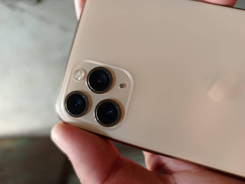 Apple iPhone 11 Pro 256GB 2