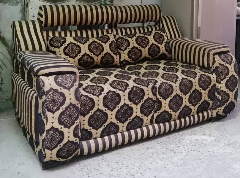 Sofa set 0